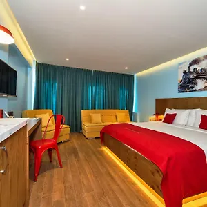 Taksim Nis - Istiklal Street Стамбул
