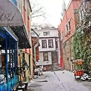Hotel Minel, Istanboel